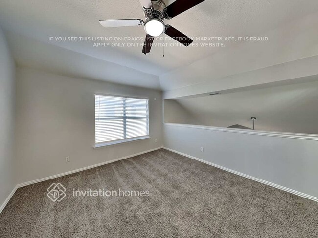 Building Photo - 1525 Swan Lake Dr