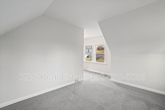 Building Photo - 1221 Prospect Ave