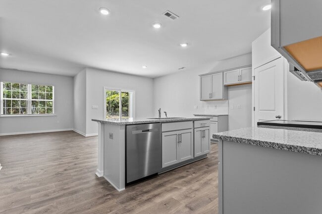 Building Photo - Beautifully designed 4-bedroom, 2-bath ranch