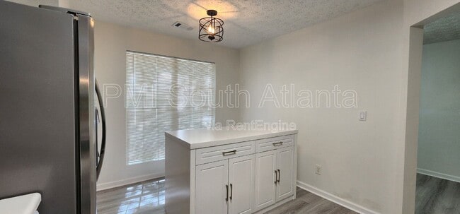 Building Photo - 3021 Waldrop Cir