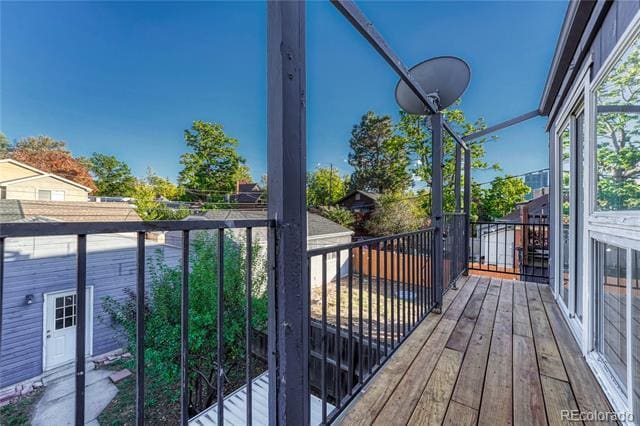 Building Photo - 468 Corona St