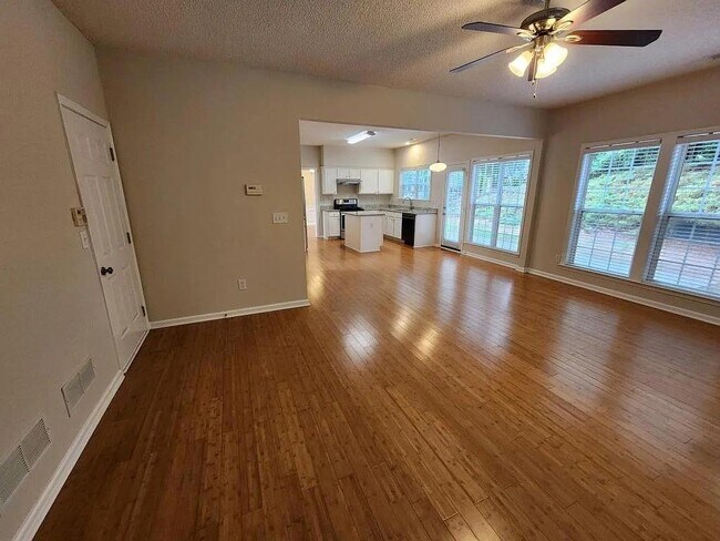 Building Photo - 3815 Ruby Falls Dr
