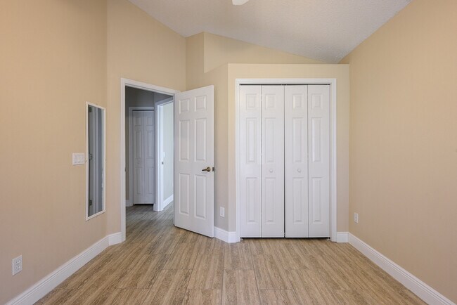 Building Photo - 12803 Maribou Cir