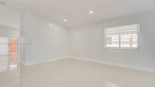 Building Photo - 9102 NW 112th St