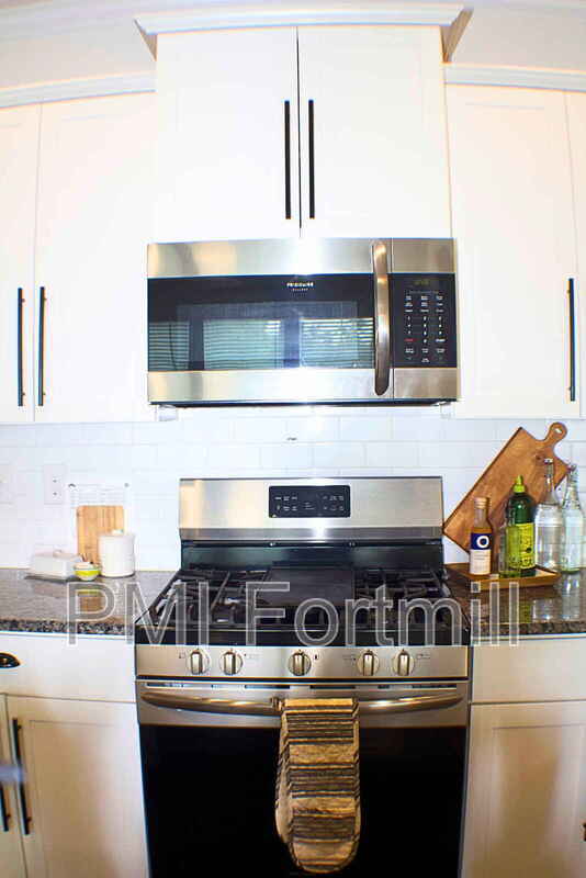 Building Photo - 1093 Chicory Trce
