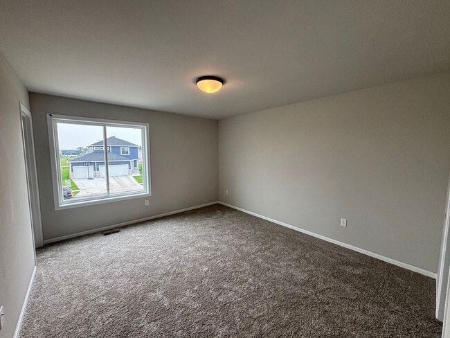 Building Photo - For Rent: Sleek New Construction | 3 Bed, ...