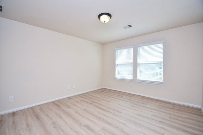 Building Photo - 11819 De Palma Ln