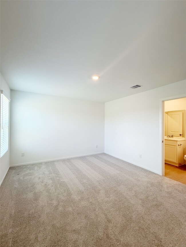Building Photo - 14704 S Ascot Bnd Cir
