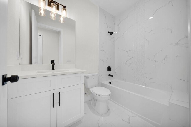 Building Photo - Be the first in occupy this 2026 constructed home in city of Englewood, FL! Qualify for a deposit...