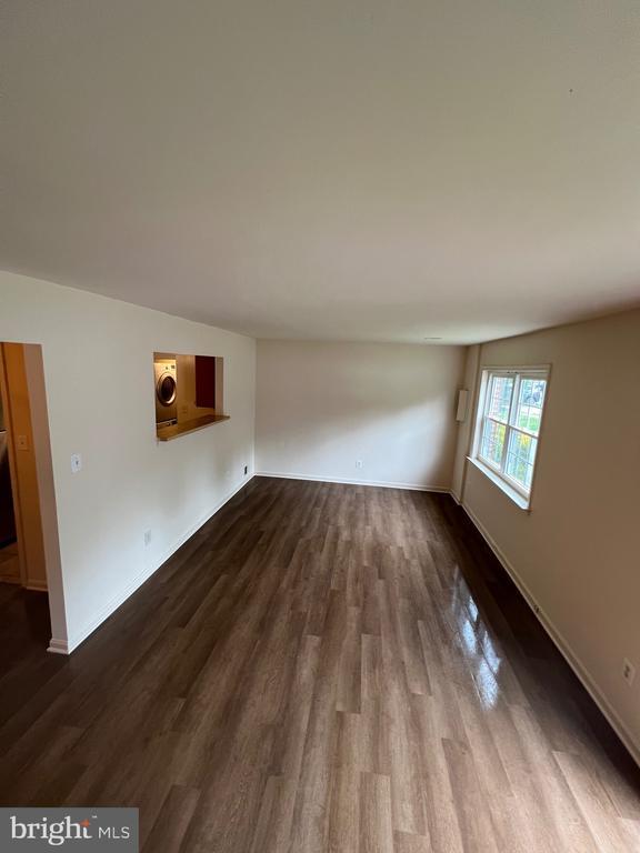 Building Photo - 9846 Hagel Cir