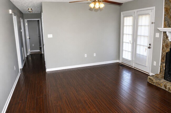 Building Photo - 6012 Waldos Beach Rd