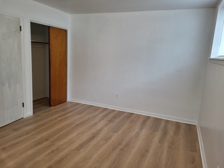 Building Photo - 209 NJ-168