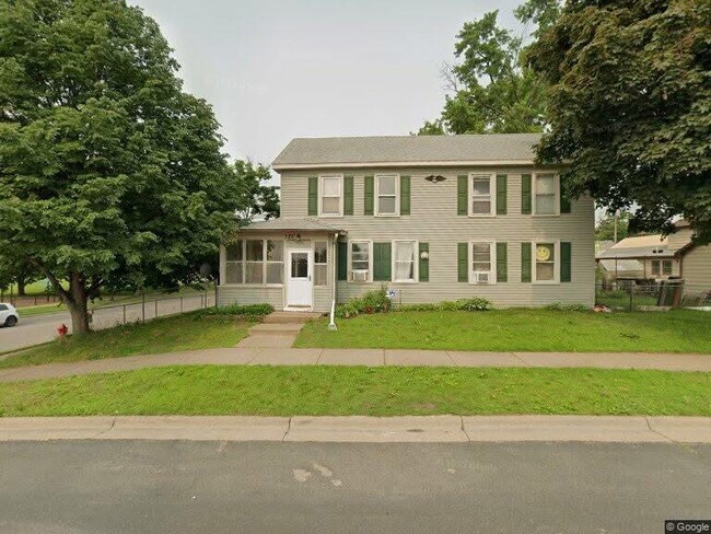 Building Photo - 320 Eddy St