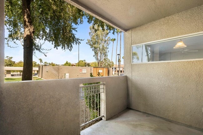 Building Photo - 4644 N 22nd St