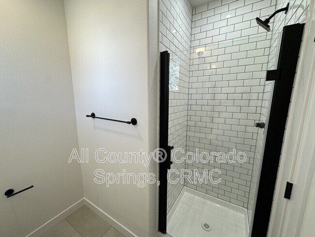 Building Photo - 2512 W Bijou St
