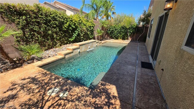 Building Photo - 2633 Le Pontet Terrace