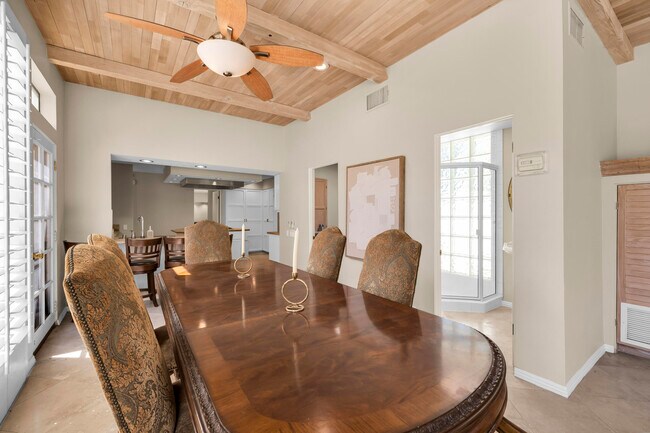 Building Photo - 45458 Rancho Palmeras Dr