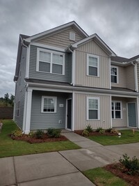 Building Photo - BRAND-NEW Townhome Located in Sanford- Minutes from Shopping, Dining, and Community Parks! Wont l...