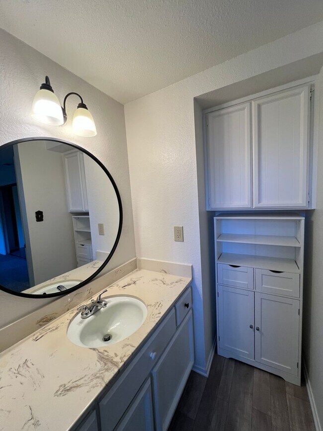 Building Photo - SPACIOUS 3 BED HOME IN ROCKLIN!!