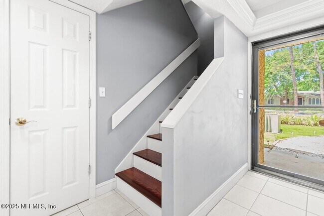 Building Photo - 5400 La Moya Ave