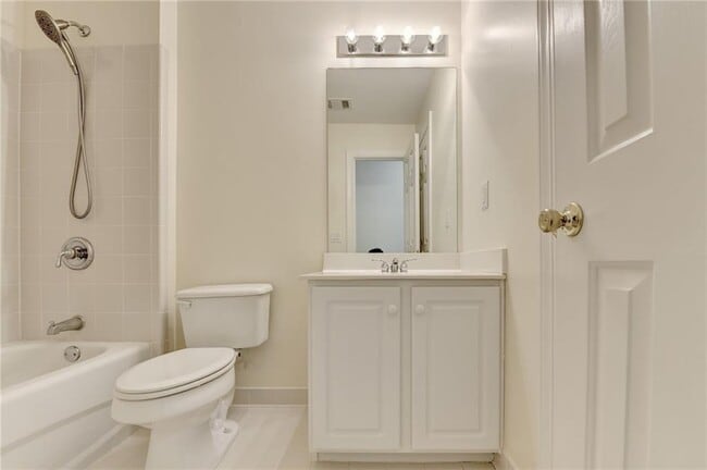 Building Photo - 11140 Donnington Dr