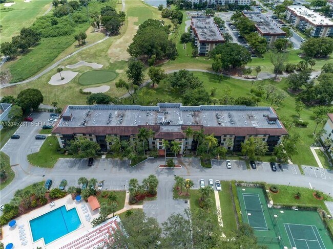 Building Photo - 5530 NW 44th St