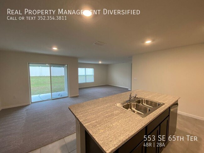 Building Photo - 553 SE 65th Terrace