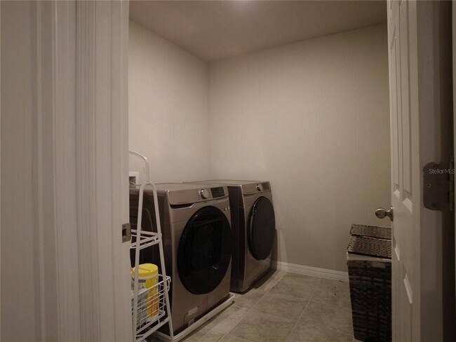 Building Photo - 230 Whistling Duck Trl