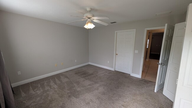 Building Photo - 3376 Sawtooth Dr