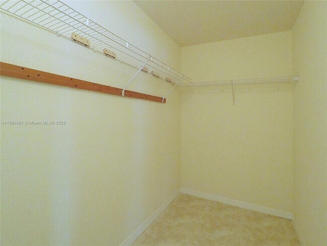 Building Photo - 28128 SW 173rd Pl