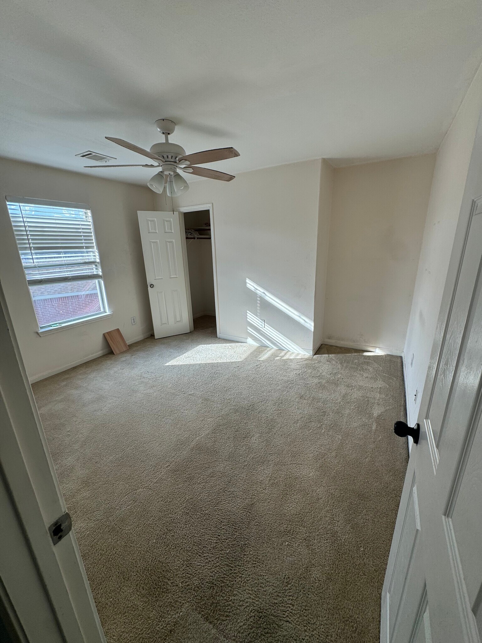 Building Photo - 28838 Frio River Loop