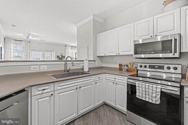 Building Photo - 3009 Nicosh Cir