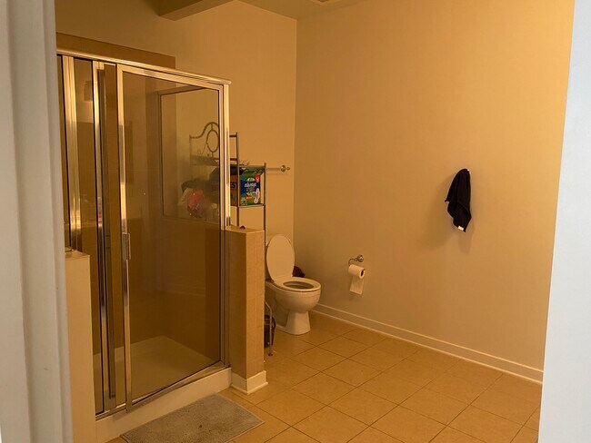 Bathroom 2 - 3201 Saint Paul St