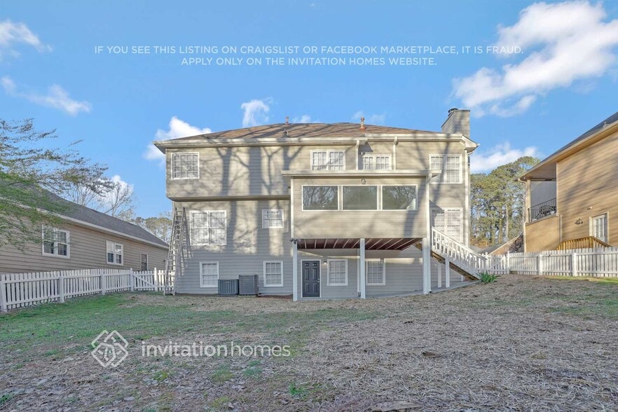 Building Photo - 410 Rams Way