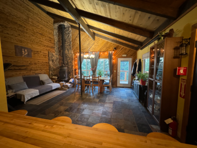 Primary Photo - 355 Tramway Dr