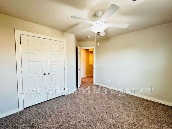Building Photo - 2116 Camino Del Plaza Ln