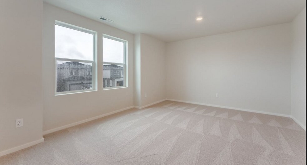 Building Photo - 4934 Elvis Ave NE
