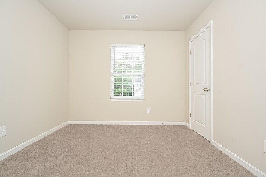 Building Photo - 121 Cold Creek Pkwy