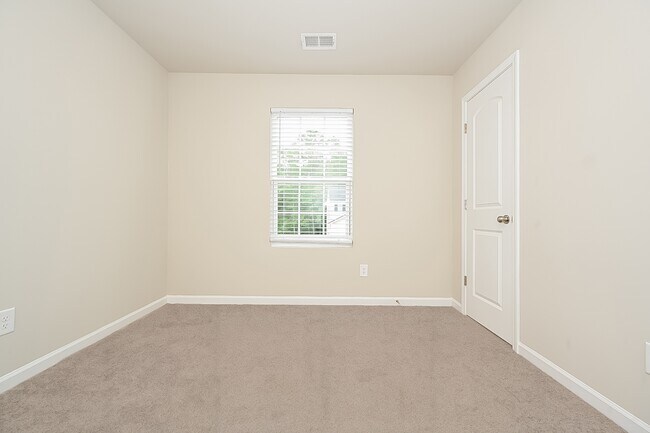 Building Photo - 121 Cold Creek Pkwy