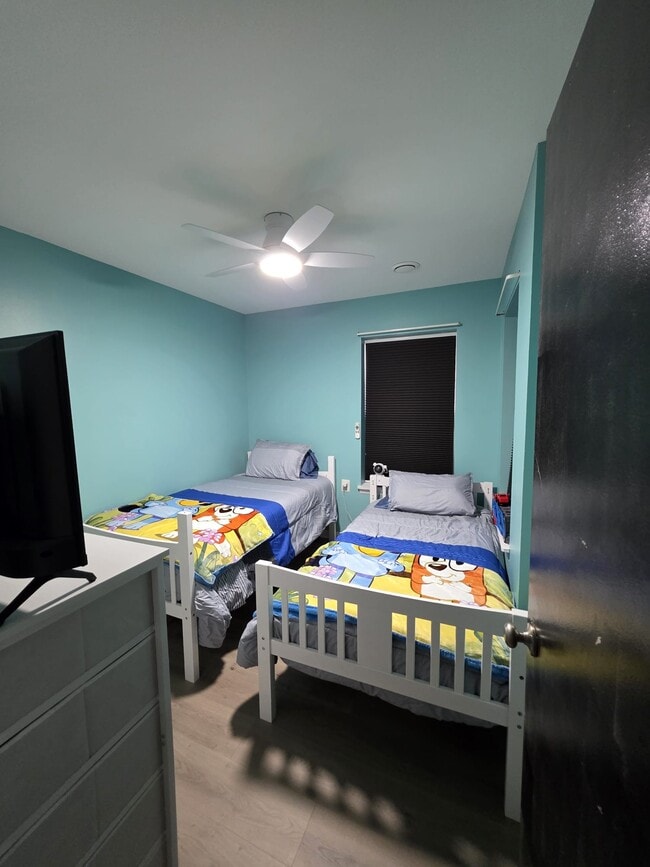 Building Photo - 5701 Lavender Plaza