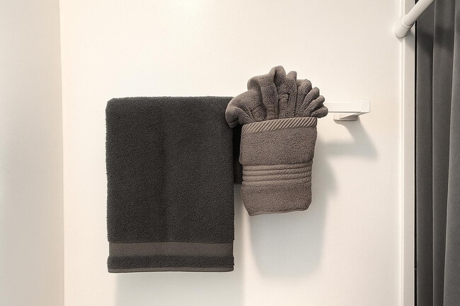 Building Photo - 607 E Euclid St