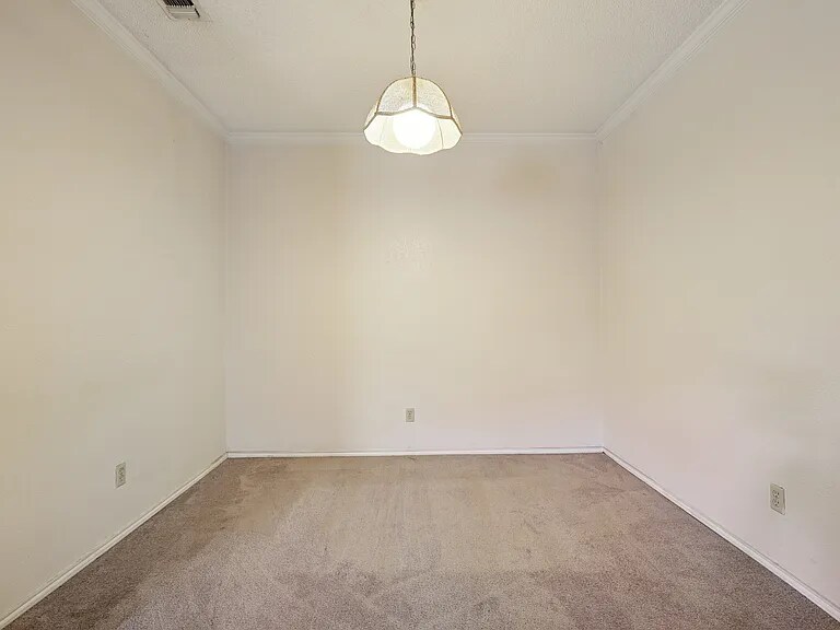 Building Photo - 2812 Springhaven Ct
