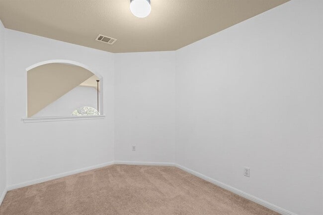 Building Photo - 16304 Fincastle Dr