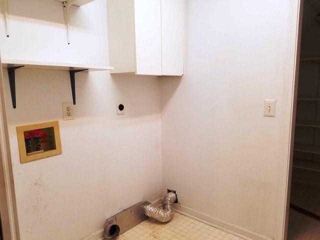 Building Photo - 6000 Carlow Ct SE