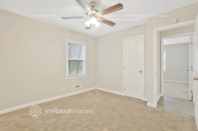 Building Photo - 2038 Rebecca Ln