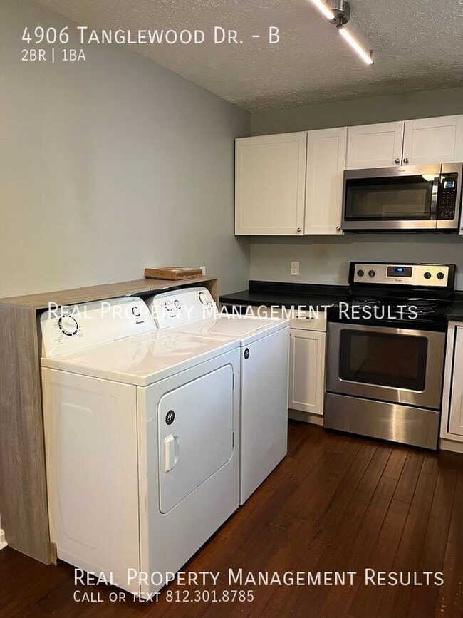 Building Photo - 4906 Tanglewood Dr