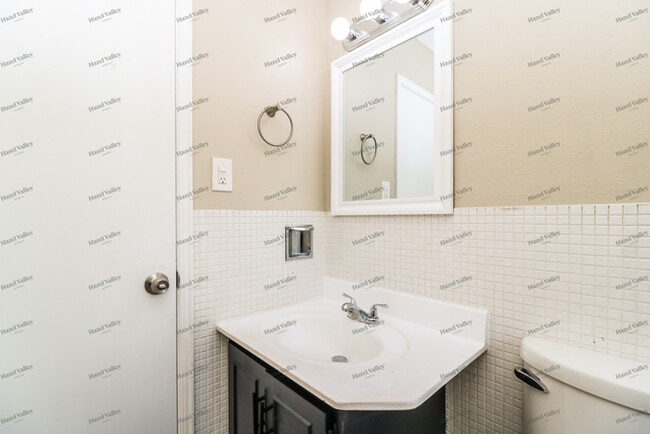 Building Photo - 6842 Champana Ln