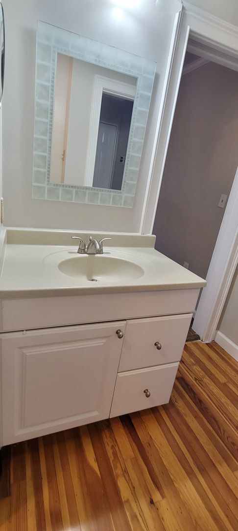 Building Photo - 2 BEDROOM 2 BATH HOME -ST. PETERSBURG - MO...