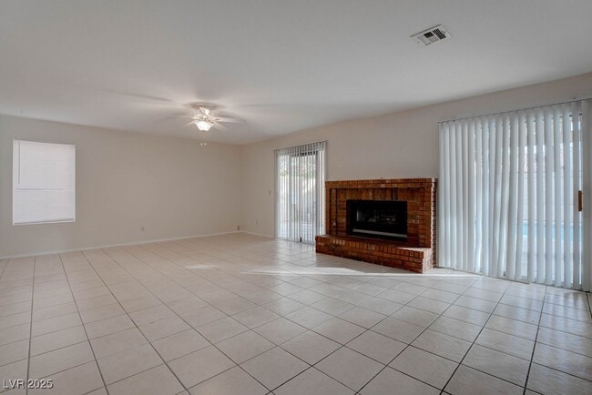 Building Photo - 1491 Powder Horn Dr