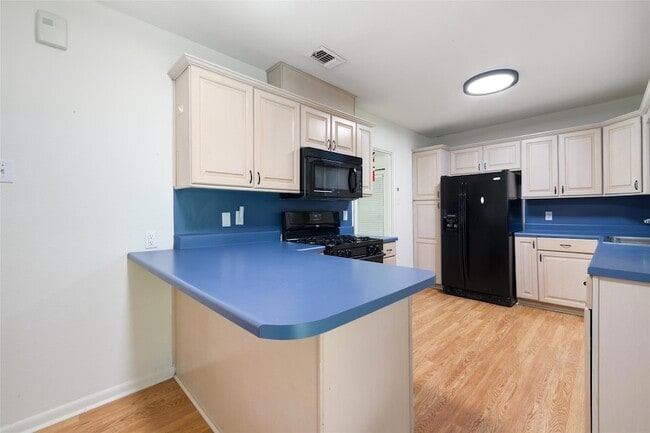 Building Photo - 1206 Larkwood Dr